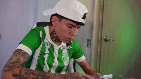 angel_luna0 online show from June 3, 2026, 4:26 am