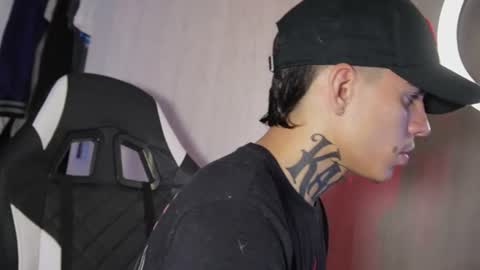 angel_luna0 online show from June 16, 2026, 8:17 am