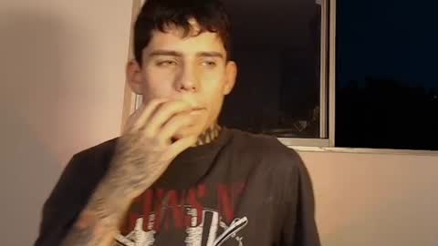 angel_luna0 online show from July 16, 2026, 11:44 pm