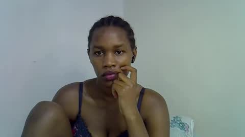 angel_mia5 online show from November 18, 2025, 9:03 am