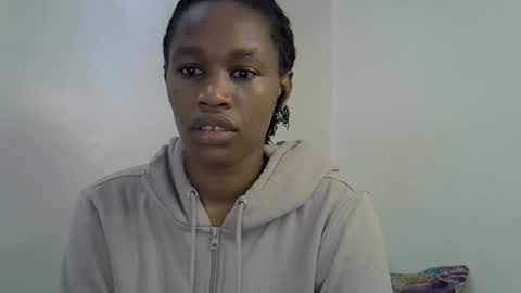 angel_mia5 online show from December 3, 2025, 10:02 am