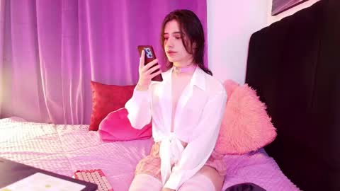 Snapshot of angel_shinyy chatting on April 26, 2026, 8:06 pm Angel online show from April 26, 2026, 8:06 pm