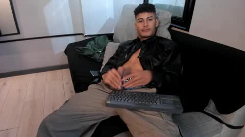 Angel  online show from April 23, 2026, 12:29 pm