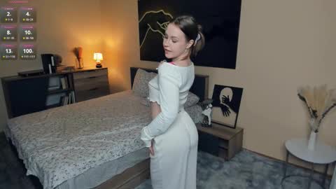 Snapshot of angel_to_burn chatting on October 3, 2025, 7:27 am SofiaSofi online show from October 3, 2025, 7:27 am