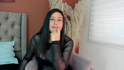 Snapshot of angela_fiory chatting on October 31, 2025, 11:55 am Ange online show from October 31, 2025, 11:55 am