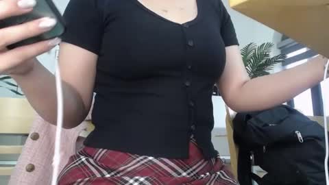 angela_my online show from July 11, 2026, 2:03 am