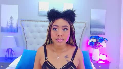 Snapshot of angela_robert chatting on November 3, 2025, 11:59 pm Angela Roberts online show from November 3, 2025, 11:59 pm