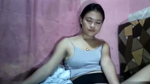 Snapshot of angela_rose12345 chatting on December 18, 2025, 6:08 am angela_rose12345 online show from December 18, 2025, 6:08 am