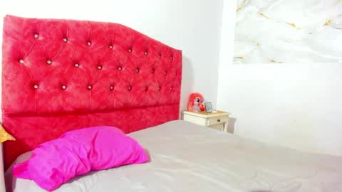 angela_wish online show from April 8, 2026, 3:12 pm