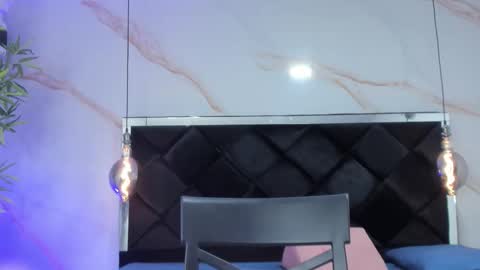 Snapshot of angelaa_cute chatting on October 18, 2025, 12:28 pm ANGELA online show from October 18, 2025, 12:28 pm