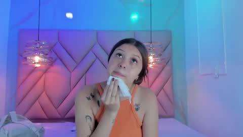 Snapshot of angelaa_cute chatting on June 11, 2026, 12:03 pm ANGELA online show from June 11, 2026, 12:03 pm