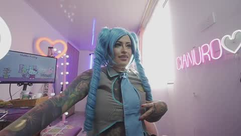 angelacianuro_ online show from December 8, 2024, 8:58 pm