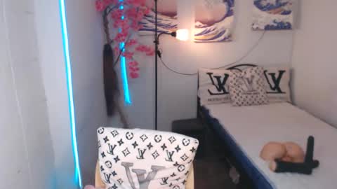 Snapshot of angelamorena chatting on March 3, 2025, 10:20 pm angelamorena online show from March 3, 2025, 10:20 pm