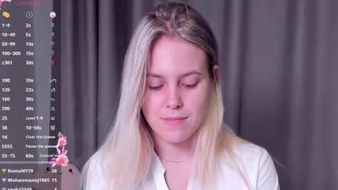 Snapshot of angelanty chatting on September 22, 2025, 3:14 pm Darsi Anty online show from September 22, 2025, 3:14 pm