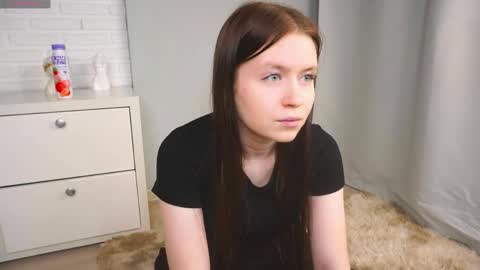 Snapshot of angelapratt chatting on April 15, 2026, 3:30 pm angelapratt online show from April 15, 2026, 3:30 pm