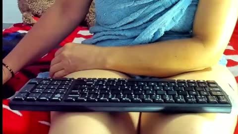 Snapshot of angelblue972344 chatting on February 25, 2026, 10:08 pm angel online show from February 25, 2026, 10:08 pm