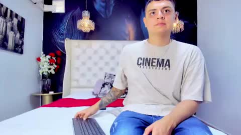 angelblue   online show from June 27, 2026, 7:52 pm