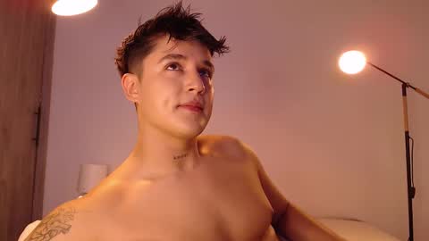 Angel online show from January 11, 2026, 1:21 am