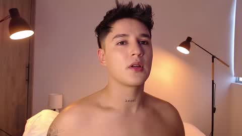 Snapshot of angelcossio chatting on January 17, 2026, 7:17 pm Angel online show from January 17, 2026, 7:17 pm