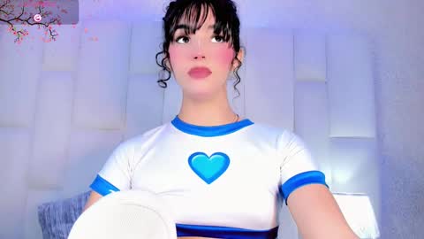 Snapshot of angeles_bust chatting on October 21, 2025, 9:37 pm angeles_bust online show from October 21, 2025, 9:37 pm