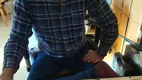 angelgarcia269 online show from April 27, 2026, 11:52 am