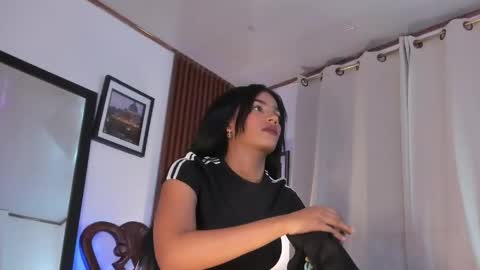 Carolina online show from April 17, 2026, 1:30 am