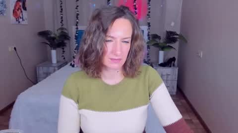 Snapshot of angelicacream chatting on March 9, 2025, 7:01 am AngelicaCream online show from March 9, 2025, 7:01 am