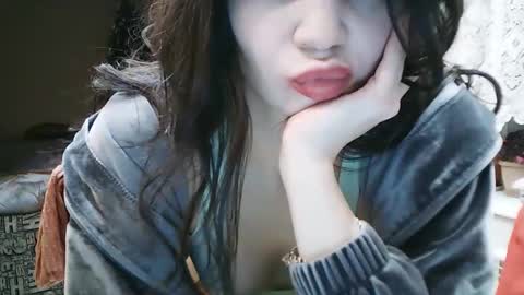 Snapshot of angelicalune chatting on January 12, 2026, 5:07 pm Angie online show from January 12, 2026, 5:07 pm