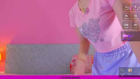 Snapshot of angelikarose1 chatting on November 7, 2025, 3:39 am Angelika Rose online show from November 7, 2025, 3:39 am