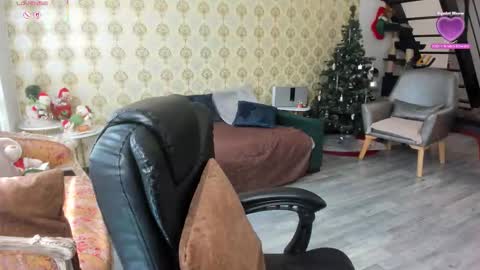 angelina_class_7 online show from December 1, 2025, 3:50 pm