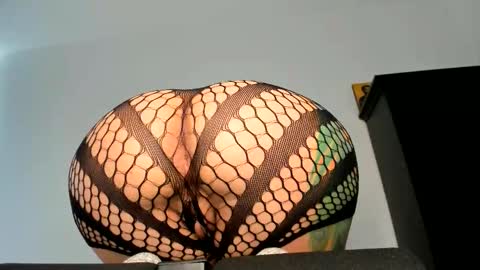 Snapshot of angelinacht chatting on October 28, 2025, 9:02 am Angelina online show from October 28, 2025, 9:02 am