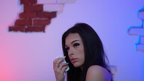 Snapshot of angelinagia chatting on January 14, 2025, 11:05 pm Angelina online show from January 14, 2025, 11:05 pm