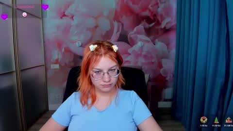 AngelinaLow online show from November 27, 2025, 1:02 pm