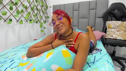 Snapshot of angelinamurphy chatting on February 28, 2025, 3:48 am AngelinaMurphy online show from February 28, 2025, 3:48 am