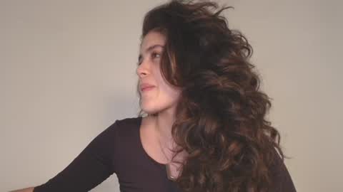 Snapshot of angelinarosss_ chatting on June 14, 2026, 9:06 pm online show from June 14, 2026, 9:06 pm