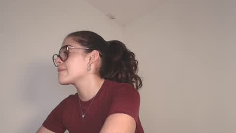 Snapshot of angelinarosss_ chatting on July 31, 2026, 10:20 pm online show from July 31, 2026, 10:20 pm
