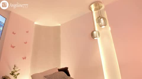 Angeline  online show from October 8, 2025, 11:08 am