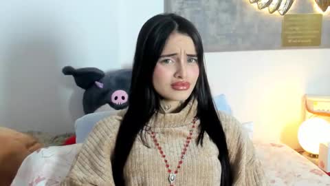 Angeline Smith  online show from October 13, 2025, 4:56 am