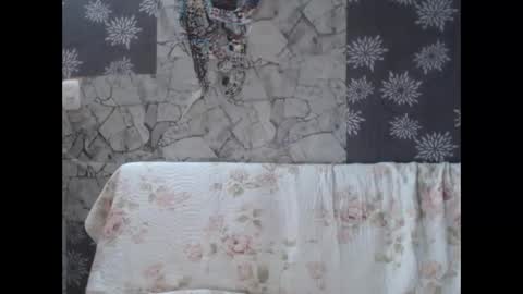 Snapshot of angelitaa_hot chatting on December 2, 2024, 2:20 am angela online show from December 2, 2024, 2:20 am