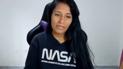Snapshot of angelitaa_hot chatting on July 7, 2026, 2:10 pm angela online show from July 7, 2026, 2:10 pm