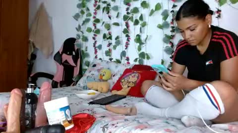 angelina online show from June 26, 2026, 3:27 pm