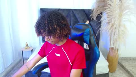 Angel online show from February 12, 2026, 9:21 pm