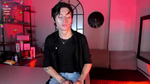 Angell Dust online show from November 2, 2025, 3:53 am