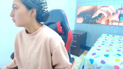 Angell cooper8 online show from March 25, 2026, 12:11 pm