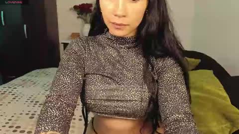 Snapshot of angellaisabella chatting on April 25, 2026, 7:55 pm ANGELA ISABELLA online show from April 25, 2026, 7:55 pm