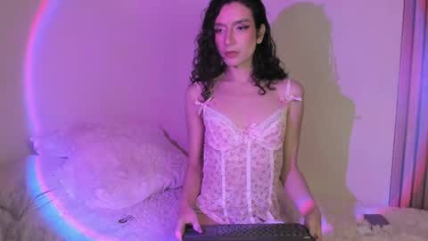 Angellike online show from July 25, 2026, 11:19 am