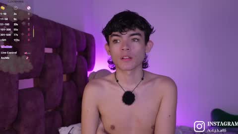 Angelo I work from home this is my room  online show from April 9, 2026, 3:28 am