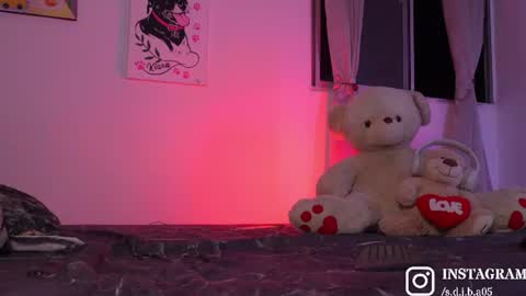 Snapshot of angelocute_ chatting on July 23, 2026, 12:57 am Angelo I work from home this is my room online show from July 23, 2026, 12:57 am