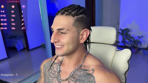 Snapshot of angeloferro1 chatting on February 3, 2025, 6:13 am Angelo Ferro online show from February 3, 2025, 6:13 am