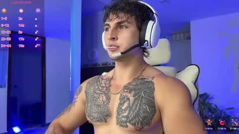 Snapshot of angeloferro1 chatting on February 23, 2025, 7:33 am Angelo Ferro online show from February 23, 2025, 7:33 am